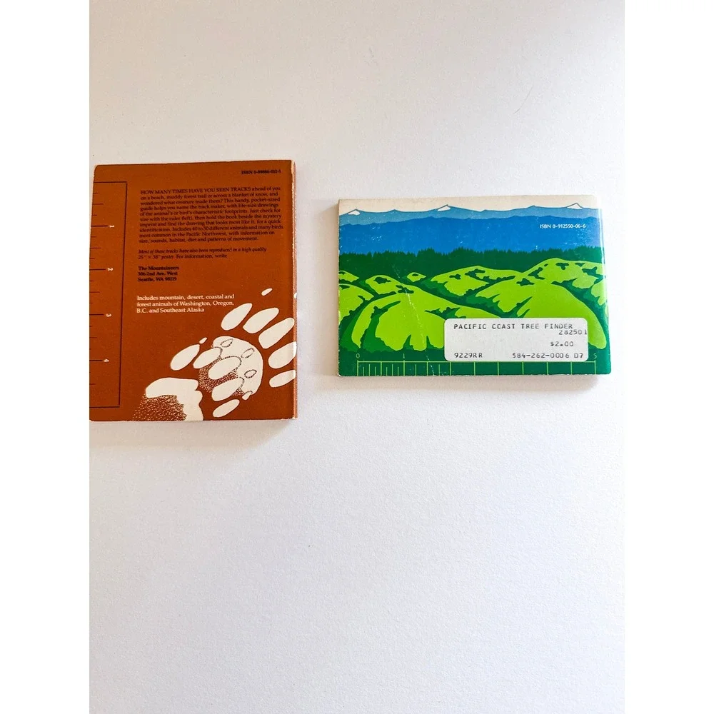 Vintage Pacific Northwest Nature Guides Animal Tracks and Tree Finder Set PNW‎